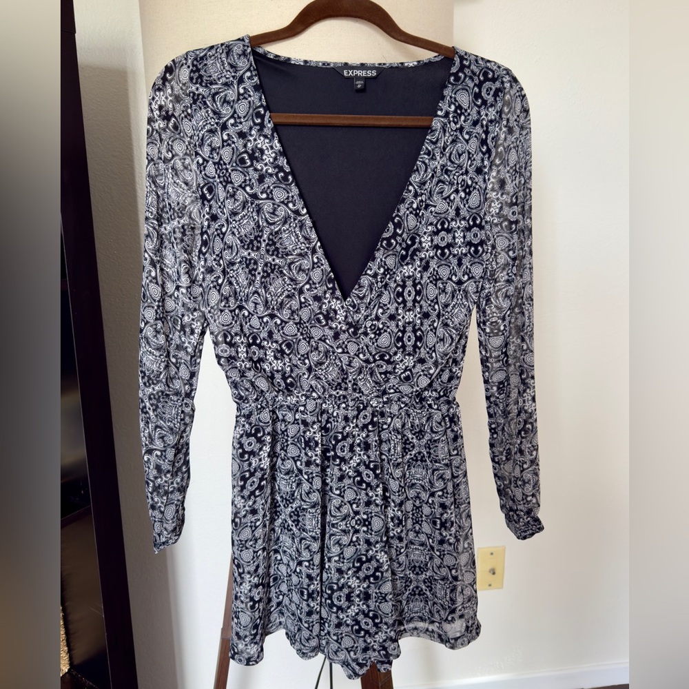 SPRING SALE! Express Black and White Print Long Sleeve Romper